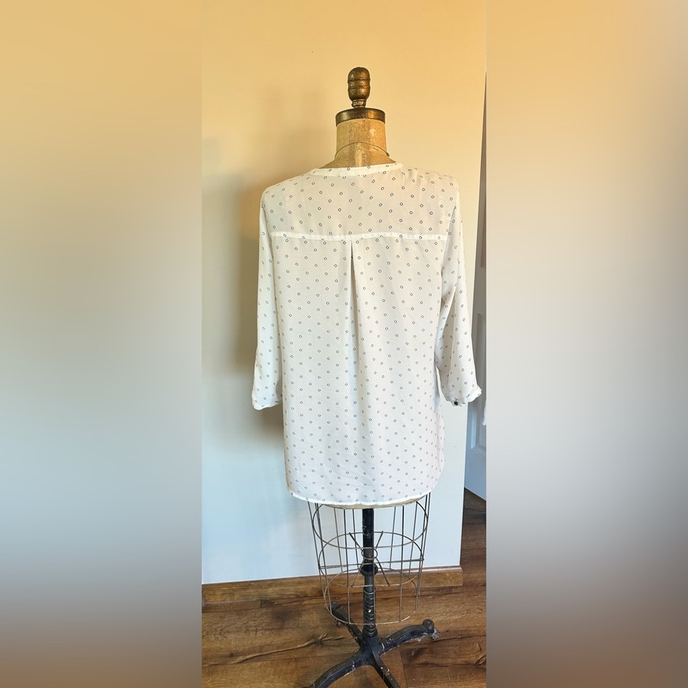 White Pattern Blouse - Picture 2 of 2